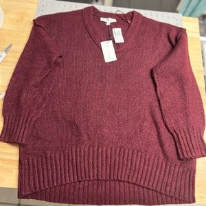 Chelsea & Theodore Deep Red V-Neck Sweater Sz Lg